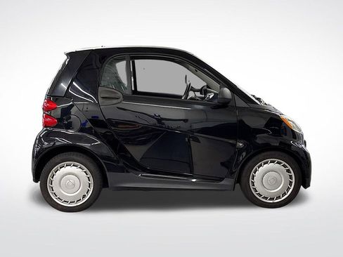 Used 2014 smart fortwo pure RWD image 6