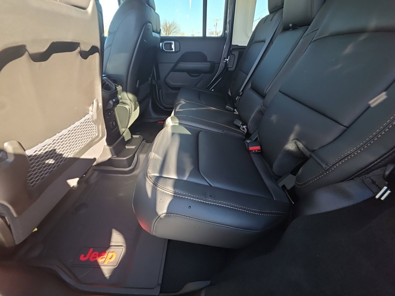 New 2026 Jeep Wrangler Unlimited Sahara AWD/4WD image 22