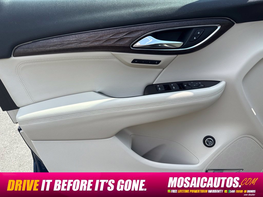 Used 2022 Buick Envision Avenir w/ Technology Package II AWD/4WD image 27