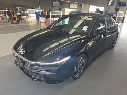 Used 2025 Hyundai Elantra SEL