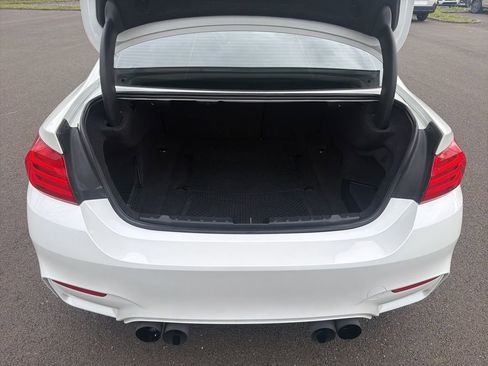 Used 2015 BMW M4 Coupe image 17