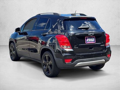 Used 2019 Chevrolet Trax Premier w/ Midnight Edition FWD image 8