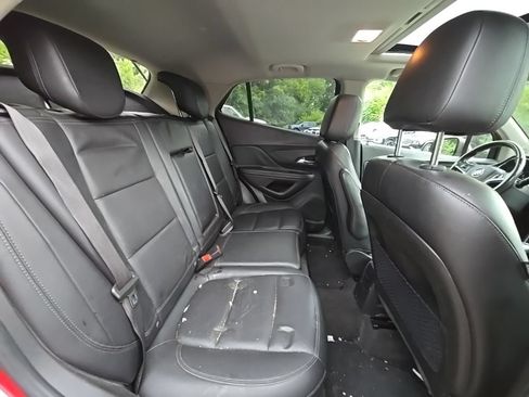 Used 2019 Buick Encore Essence FWD image 17