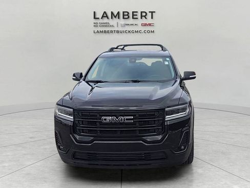 Used 2023 GMC Acadia SLT w/ Elevation Edition image 3