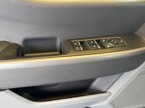 Used 2024 Ford F250 XLT image 12