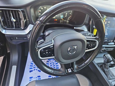 Used 2020 Volvo S60 T5 R-Design w/ Protection Package Premier FWD image 14