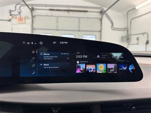 Used 2024 Lucid Air Touring AWD/4WD image 33