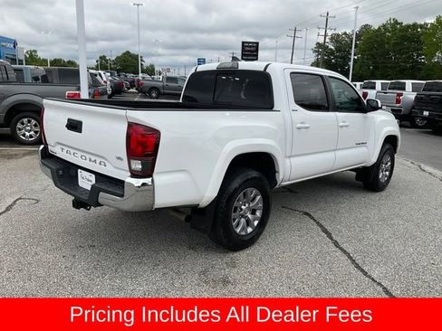 Used 2018 Toyota Tacoma SR5 RWD image 22