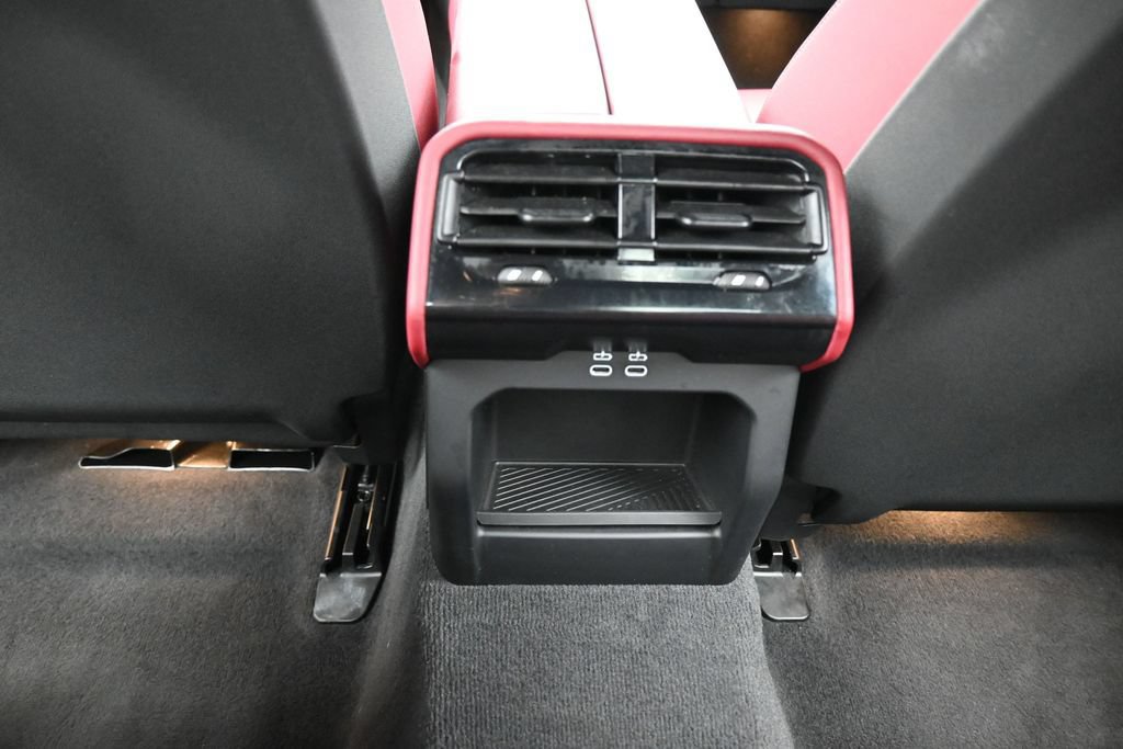 Used 2027 BMW 530i RWD image 41