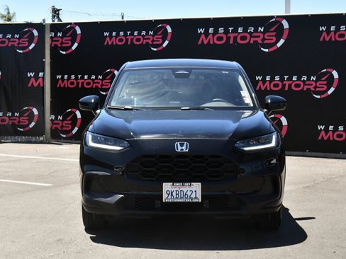 Used 2024 Honda HR-V LX image 2