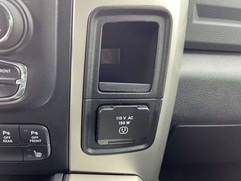Used 2018 RAM 1500 Big Horn image 27