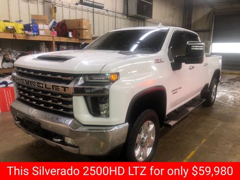 Used 2022 Chevrolet Silverado 2500 LTZ w/ LTZ Convenience Package image 6