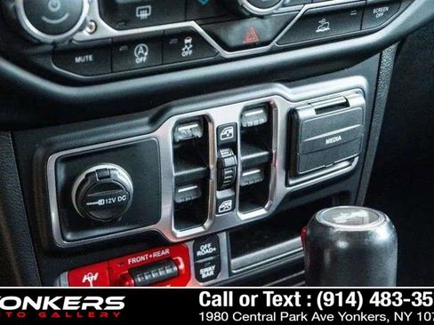 Used 2021 Jeep Wrangler Unlimited Rubicon image 59