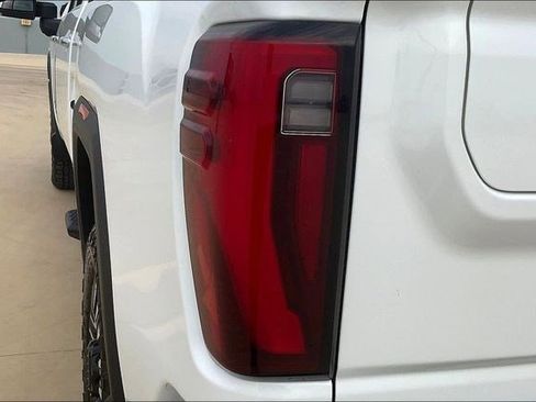 Used 2024 GMC Sierra 2500 Denali Ultimate image 36