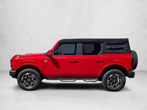Used 2023 Ford Bronco Outer Banks AWD/4WD image 9