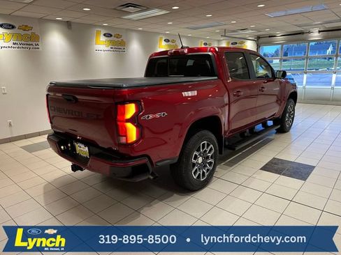Used 2024 Chevrolet Colorado LT w/ LT Convenience Package III AWD/4WD image 23