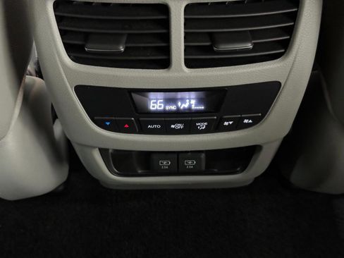 Used 2018 Acura MDX SH-AWD w/ Technology Package image 13