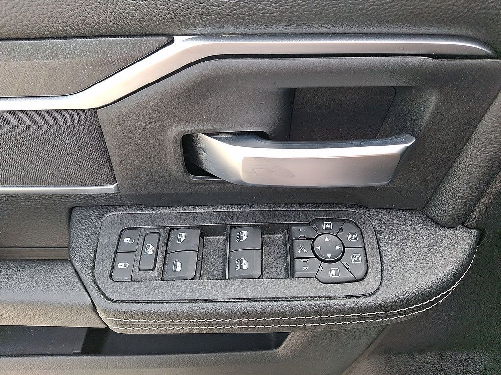 Used 2026 RAM 2500 Big Horn AWD/4WD image 38