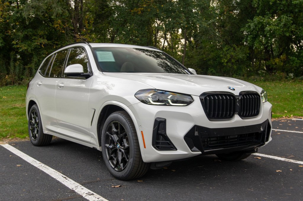 Certified 2024 BMW X3 xDrive30i w/ Premium Package AWD/4WD image 11