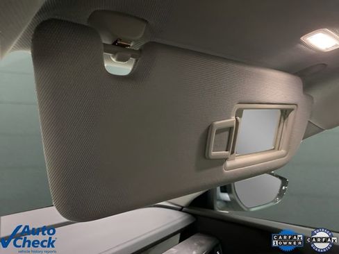 Used 2023 Audi e-tron Premium Plus w/ Premium Plus Package AWD/4WD image 61