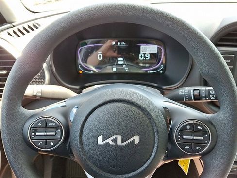 New 2025 Kia Soul LX w/ LX Technology Package image 13