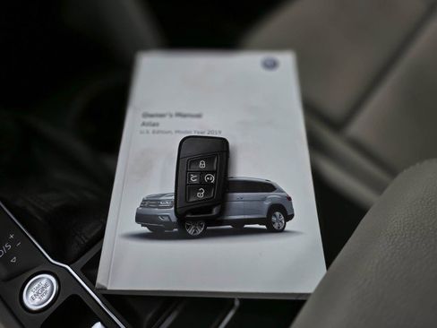 Used 2019 Volkswagen Atlas SE FWD image 43