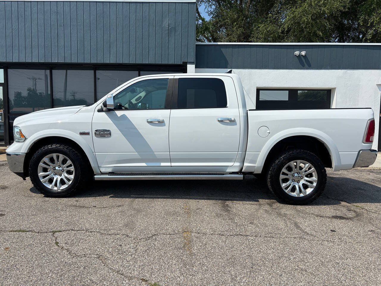 Used 2013 RAM 1500 Laramie Longhorn w/ Convenience Group AWD/4WD image 12