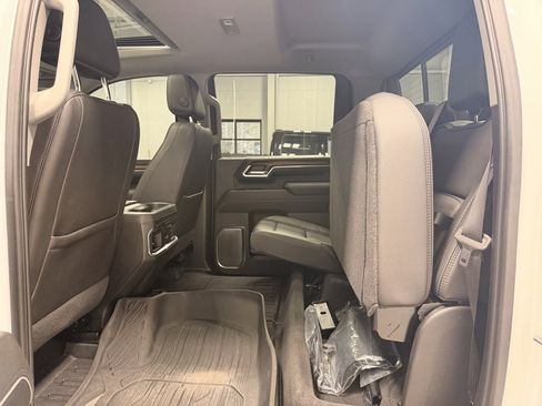 Used 2024 GMC Sierra 3500 Denali w/ Denali Reserve Package image 24