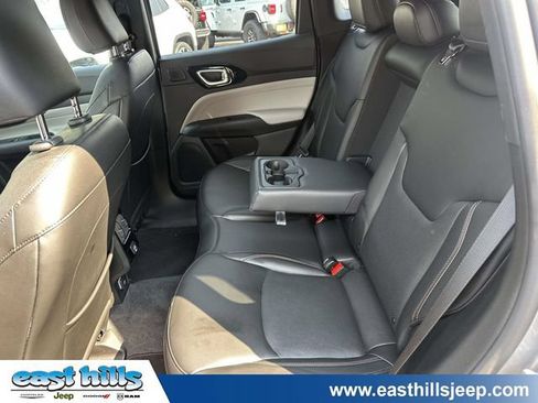 Used 2023 Jeep Compass Limited w/ Sun and Sound Group AWD/4WD image 22