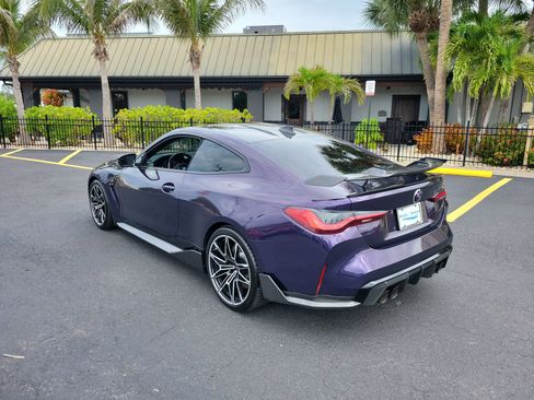 Used 2021 BMW M4 Competition w/ Executive Package RWD image 8