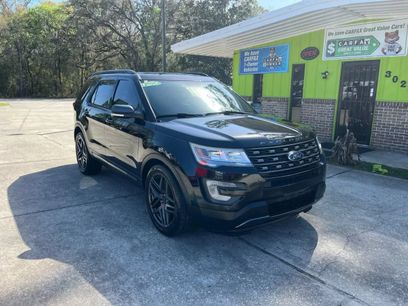 Used 2017 Ford Explorer XLT w/ Equipment Group 202A