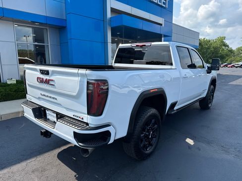 Used 2026 GMC Sierra 3500 AT4 w/ AT4 Premium Plus Package AWD/4WD image 7