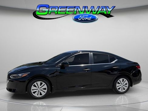 Used 2025 Nissan Sentra S FWD image 1