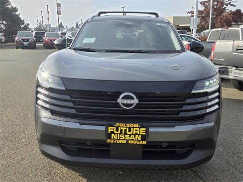 New 2026 Nissan Kicks SV image 3