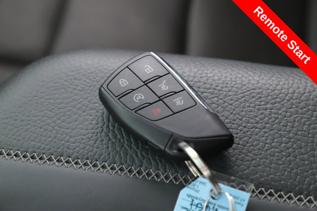 Used 2024 GMC Yukon Denali w/ Advanced Technology Package AWD/4WD image 3