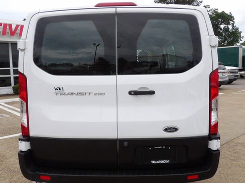 Used 2024 Ford Transit 250 Low Roof w/ Exterior Upgrade Package RWD image 3