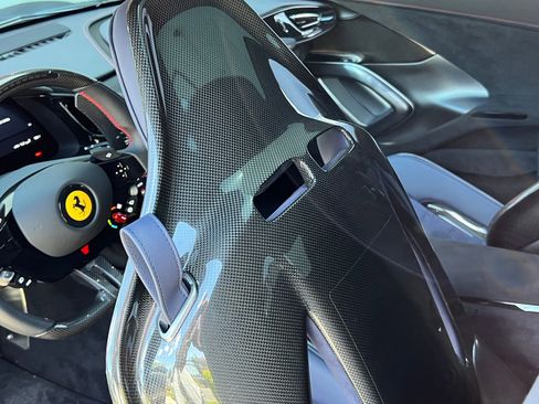 Used 2025 Ferrari 12Cilindri RWD image 30