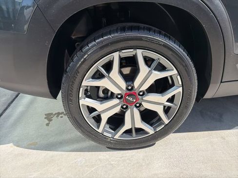 Certified 2023 Kia Seltos SX w/ SX Sunroof Package AWD/4WD image 29