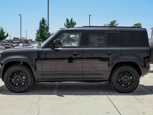 New 2026 Land Rover Defender 110 S AWD/4WD image 12