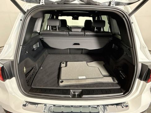 Used 2025 Mercedes-Benz GLB 250 image 25