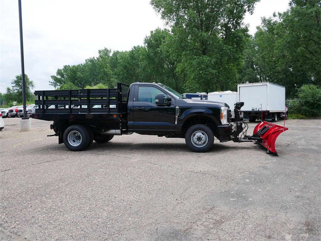 Used 2023 Ford F350 XL w/ Snow Plow Prep Package AWD/4WD image 4