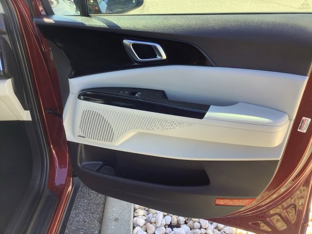 Used 2022 Kia Carnival SX Prestige FWD image 24