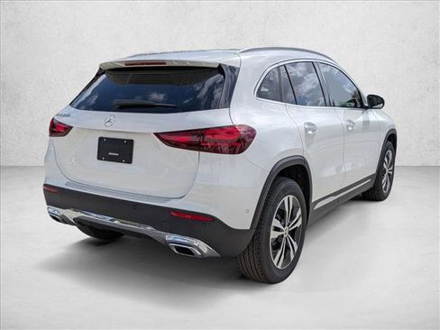 New 2026 Mercedes-Benz GLA 250 image 2