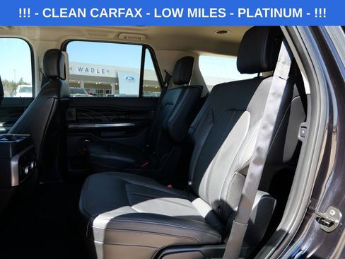 Used 2019 Ford Expedition Platinum image 11