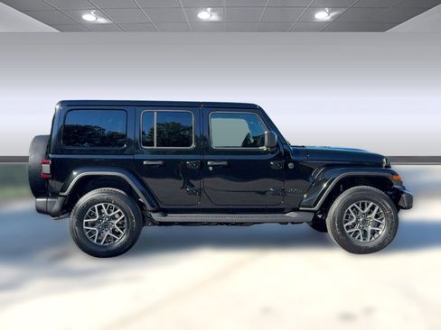 New 2026 Jeep Wrangler Sahara image 8