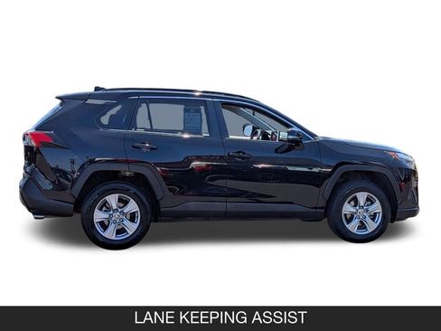 Used 2024 Toyota RAV4 XLE AWD/4WD image 6