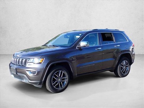 Used 2017 Jeep Grand Cherokee Limited AWD/4WD image 6