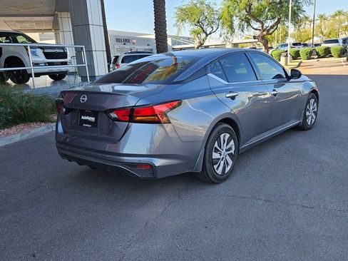 Used 2024 Nissan Altima 2.5 S image 5