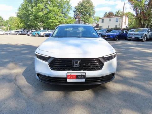 New 2025 Honda Accord SE image 6