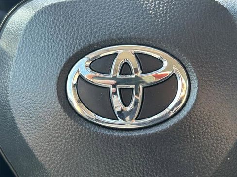 Certified 2025 Toyota Corolla LE image 32